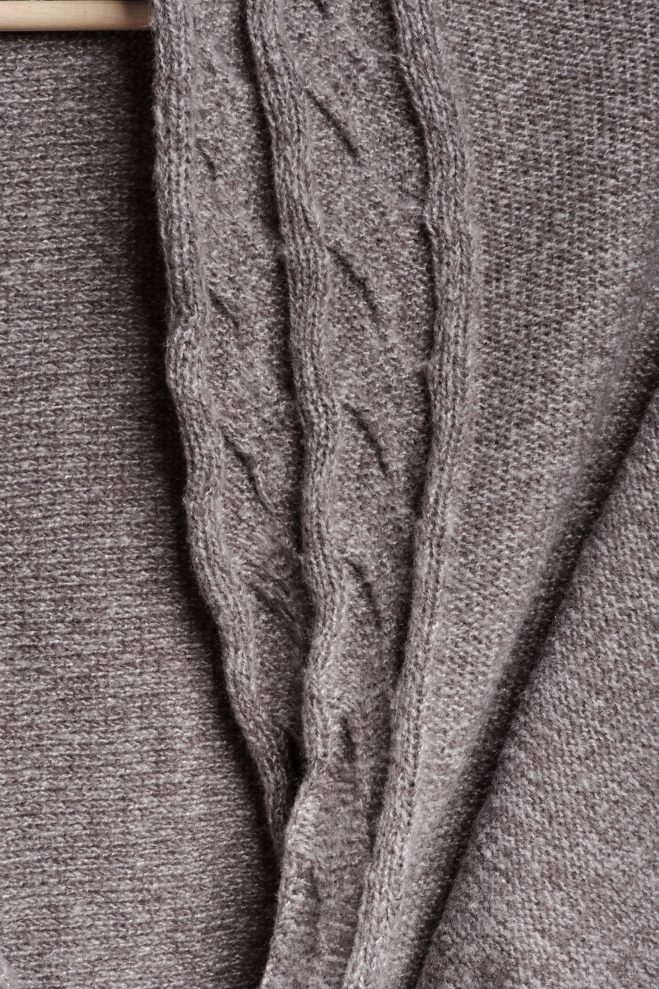 Coastline Cable Knit Scarf in Charcoal