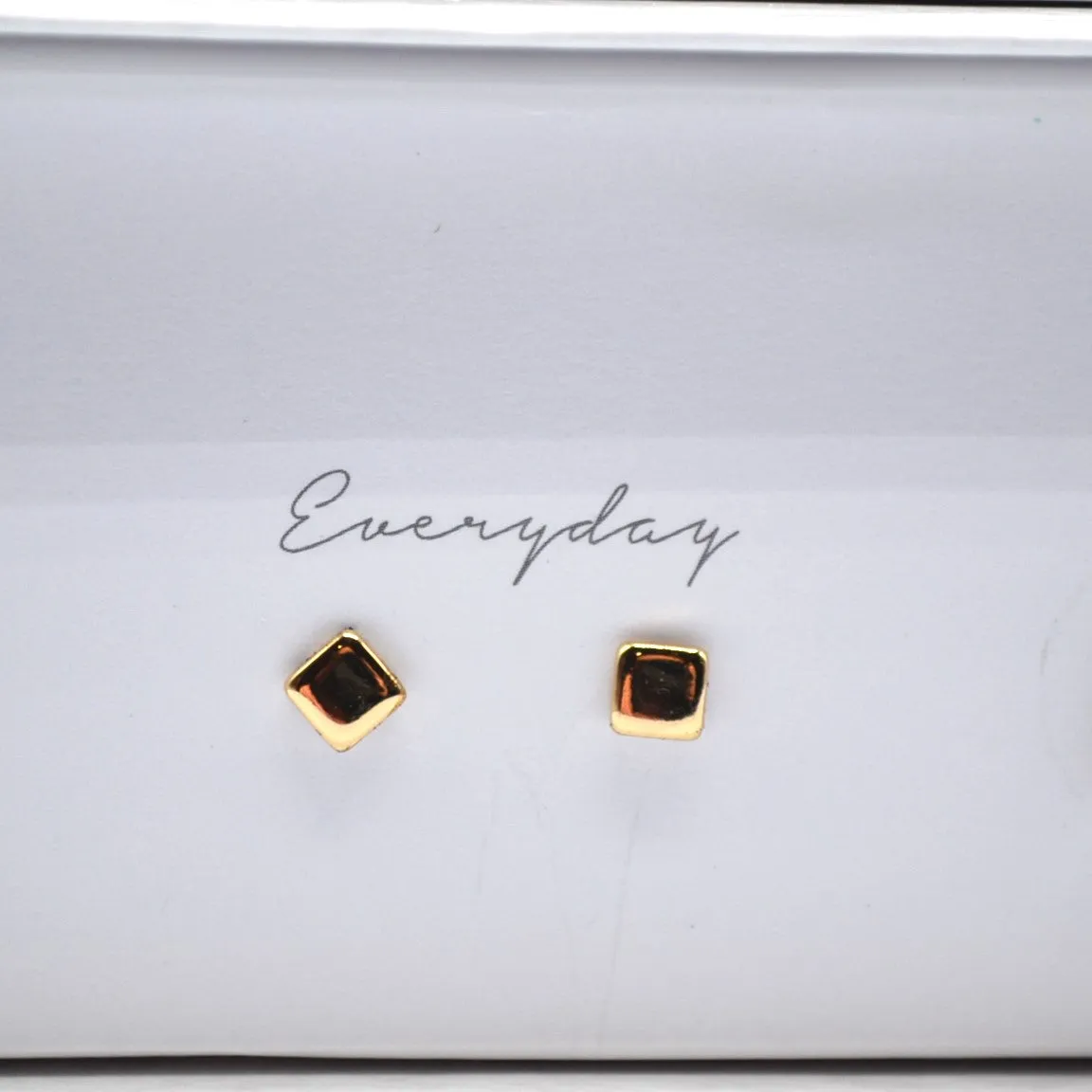 Dorthy Earrings Set