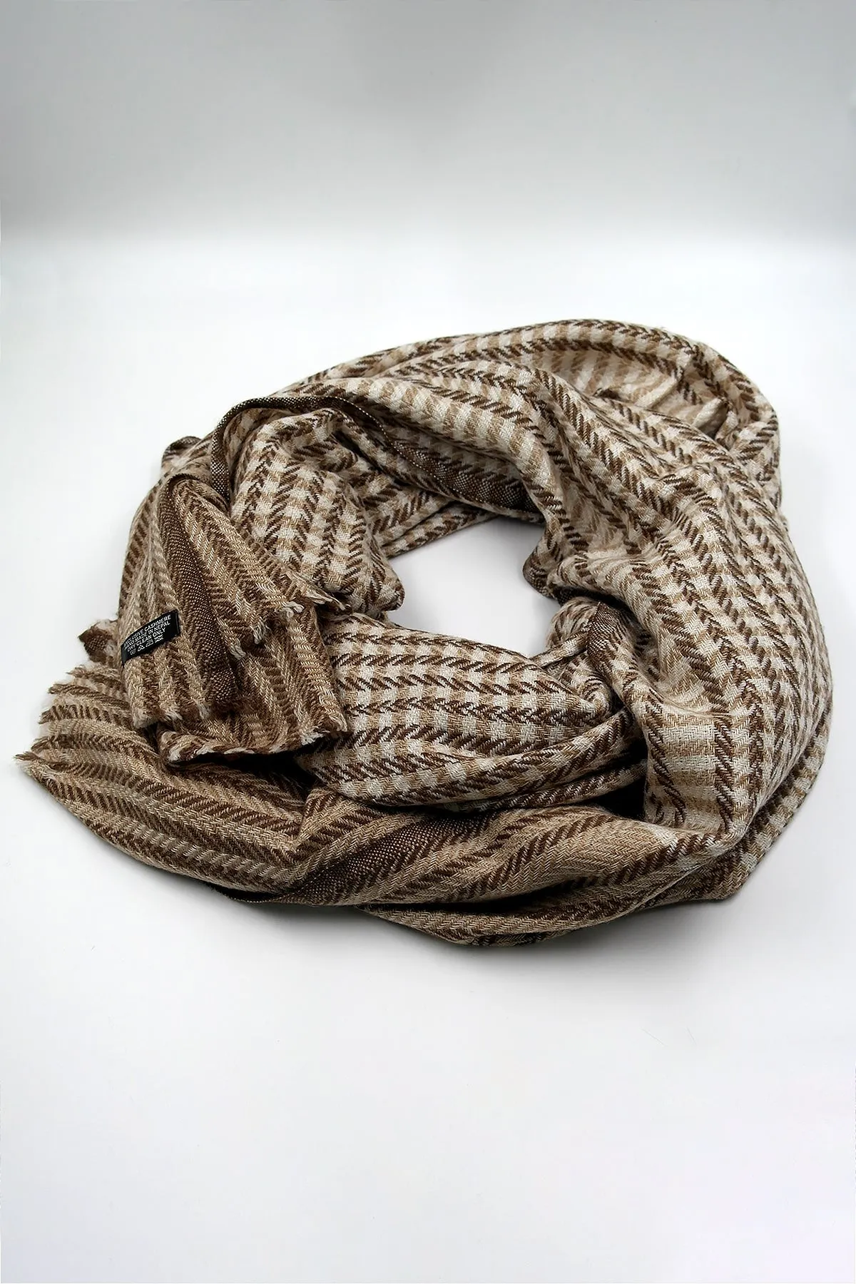 Elegant Tartan Pattern Pashmina Shawls