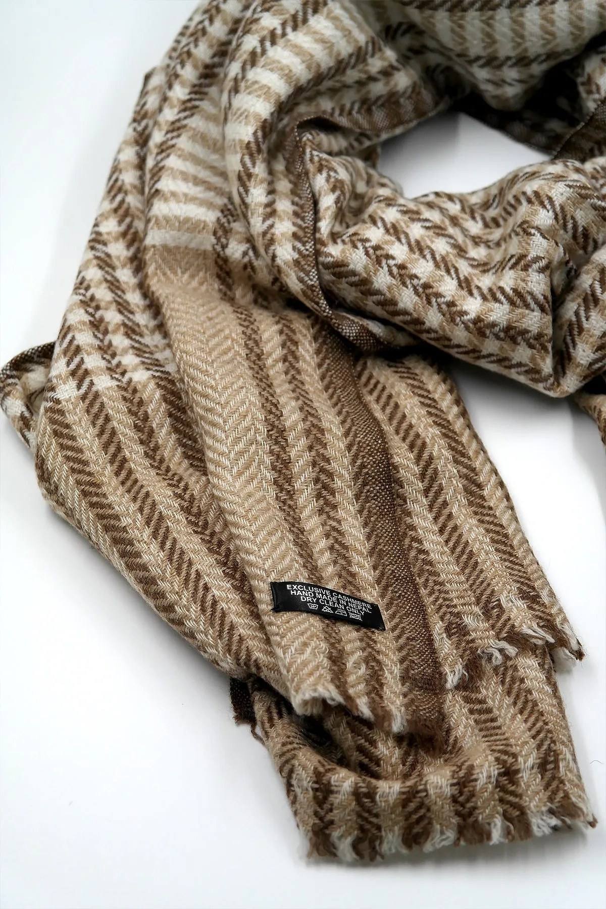 Elegant Tartan Pattern Pashmina Shawls