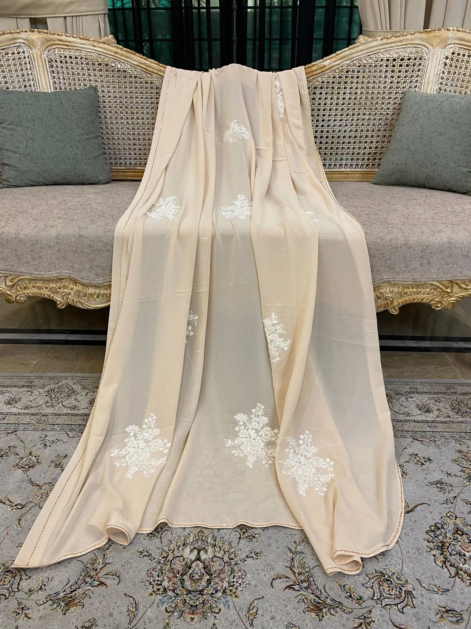 Graceful Gulaab Spray Elegance Shawl