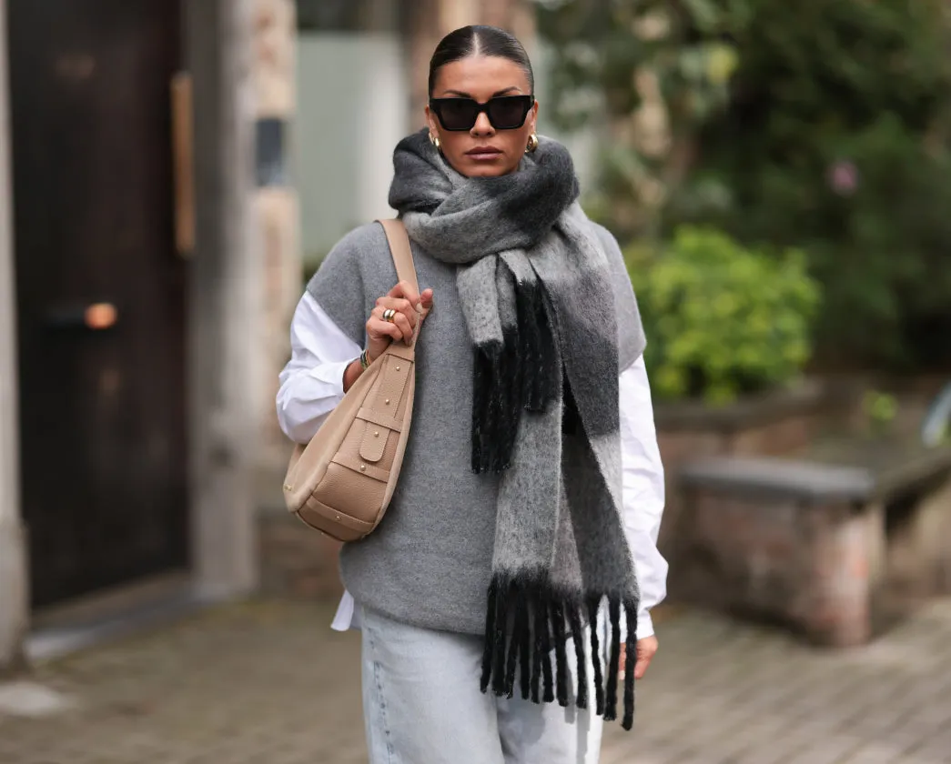Hey Beanie & Cozy Scarf - Greige / Black