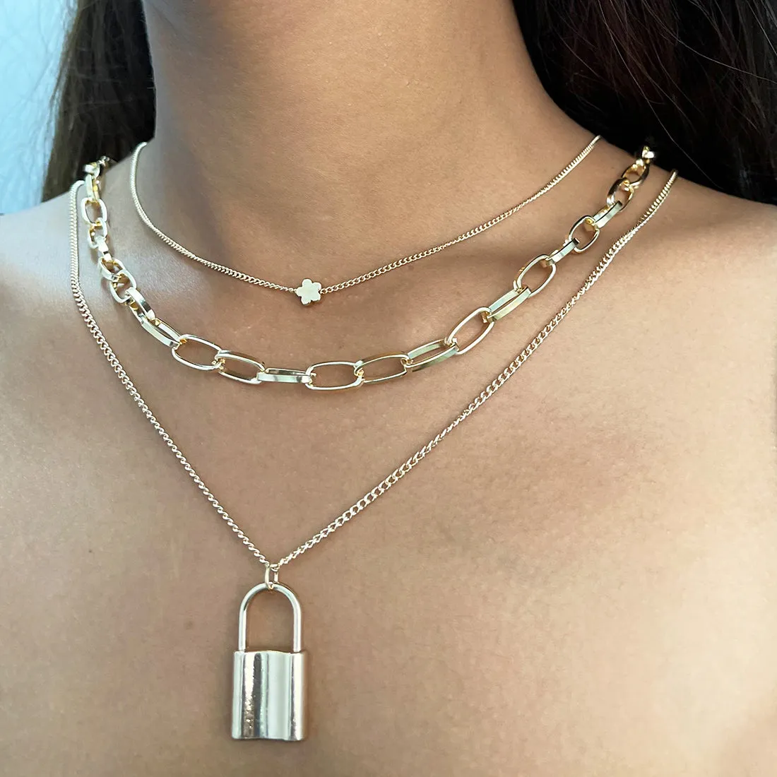 LOCK & MINI FLOWER PENDANT STATEMENT GOLD-TONED CHAIN LINK LAYERED NECKLACE