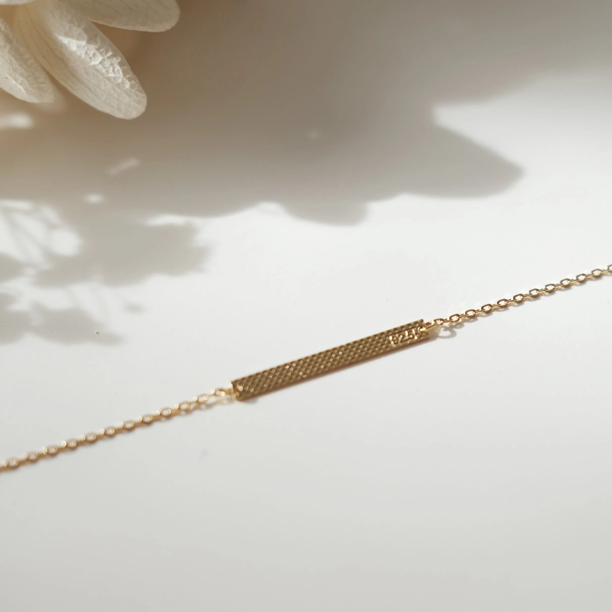 Matt Bar Necklace