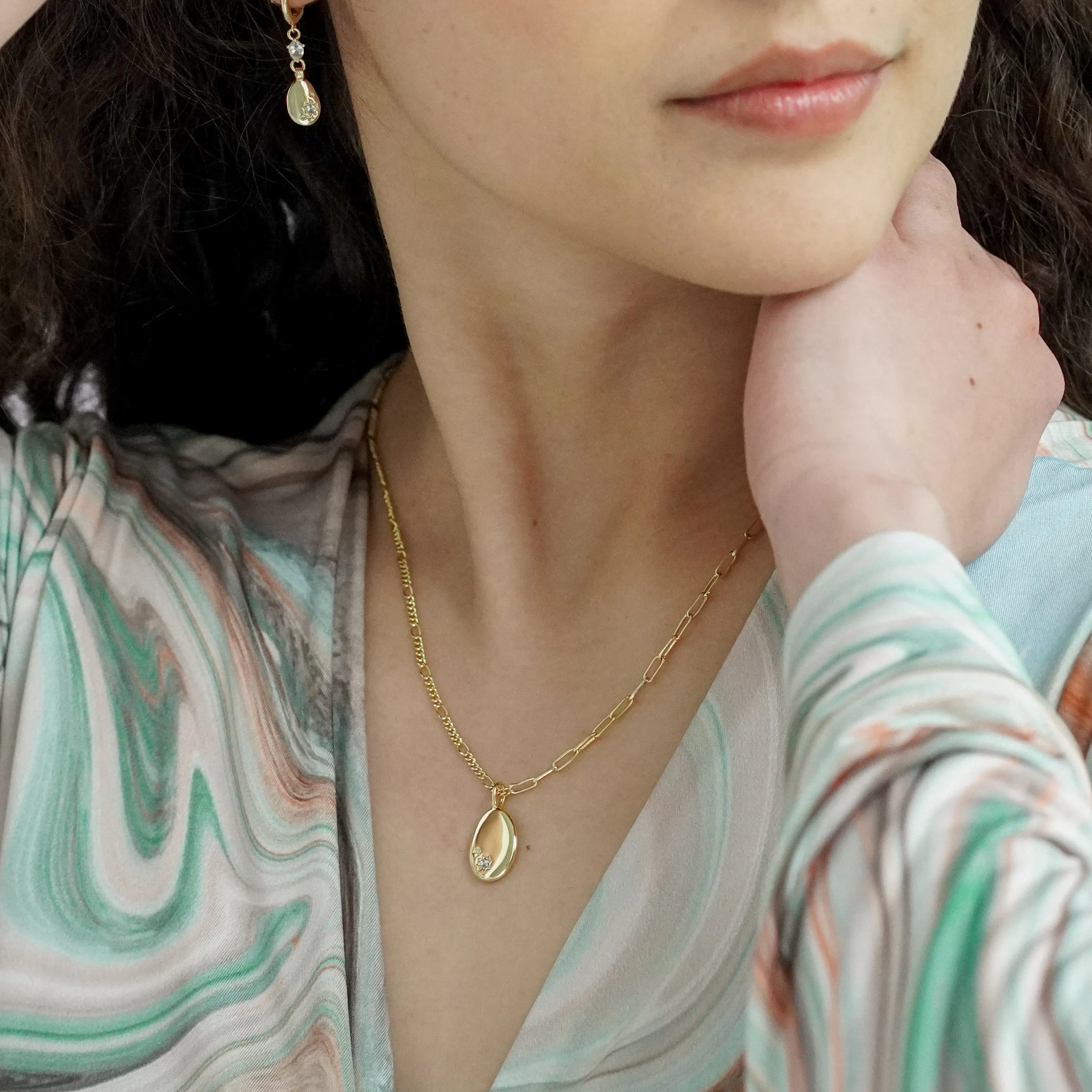 Minimalist Pebble Double Chain Necklace