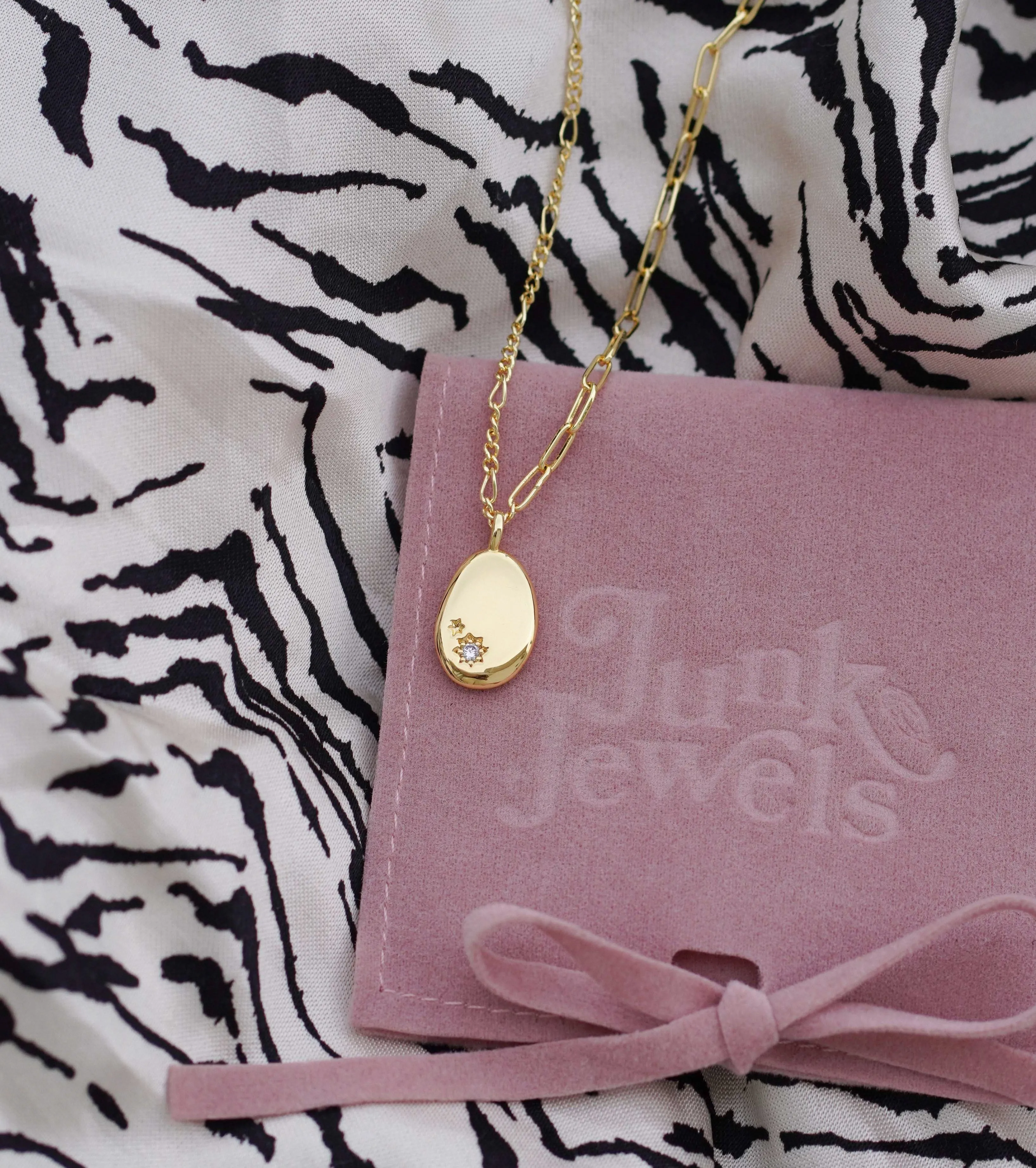 Minimalist Pebble Double Chain Necklace