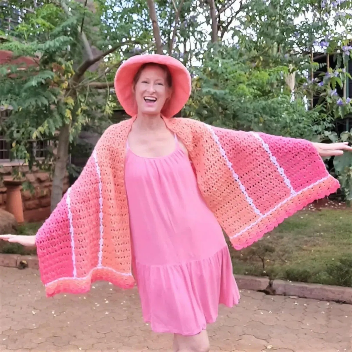 Sundae Granny Crochet Shawl – Easy One-Row Repeat with Elegant Border